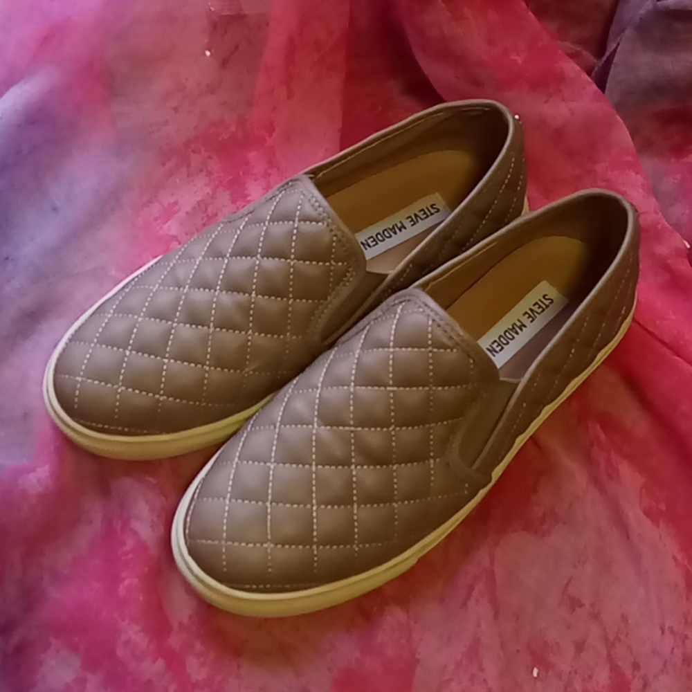 Steve Madden shoes - Picture 1 of 3